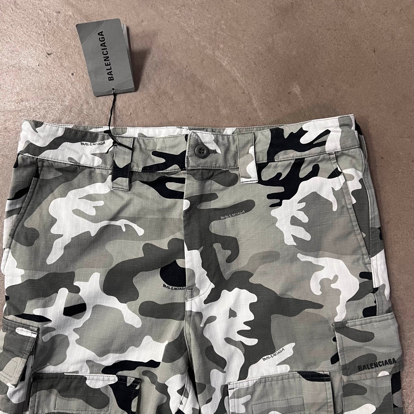 Cargo Balenciaga Camo