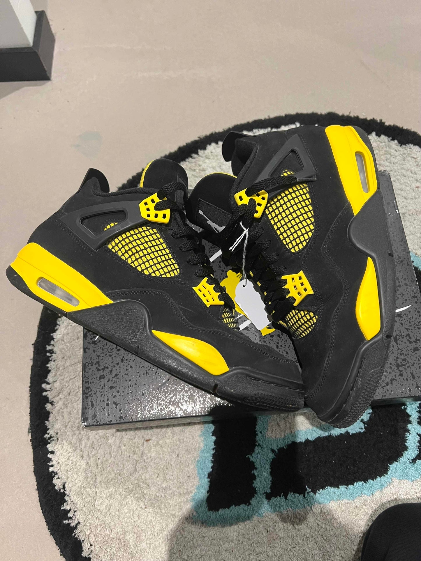 Jordan IV Yellow Thunder 44,5