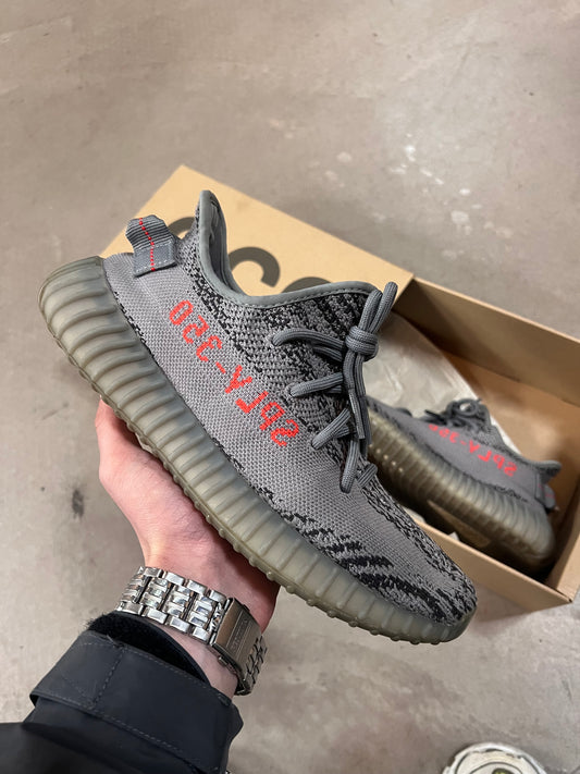 Yeezy 350v2 Beluga 2.0 41 1/3