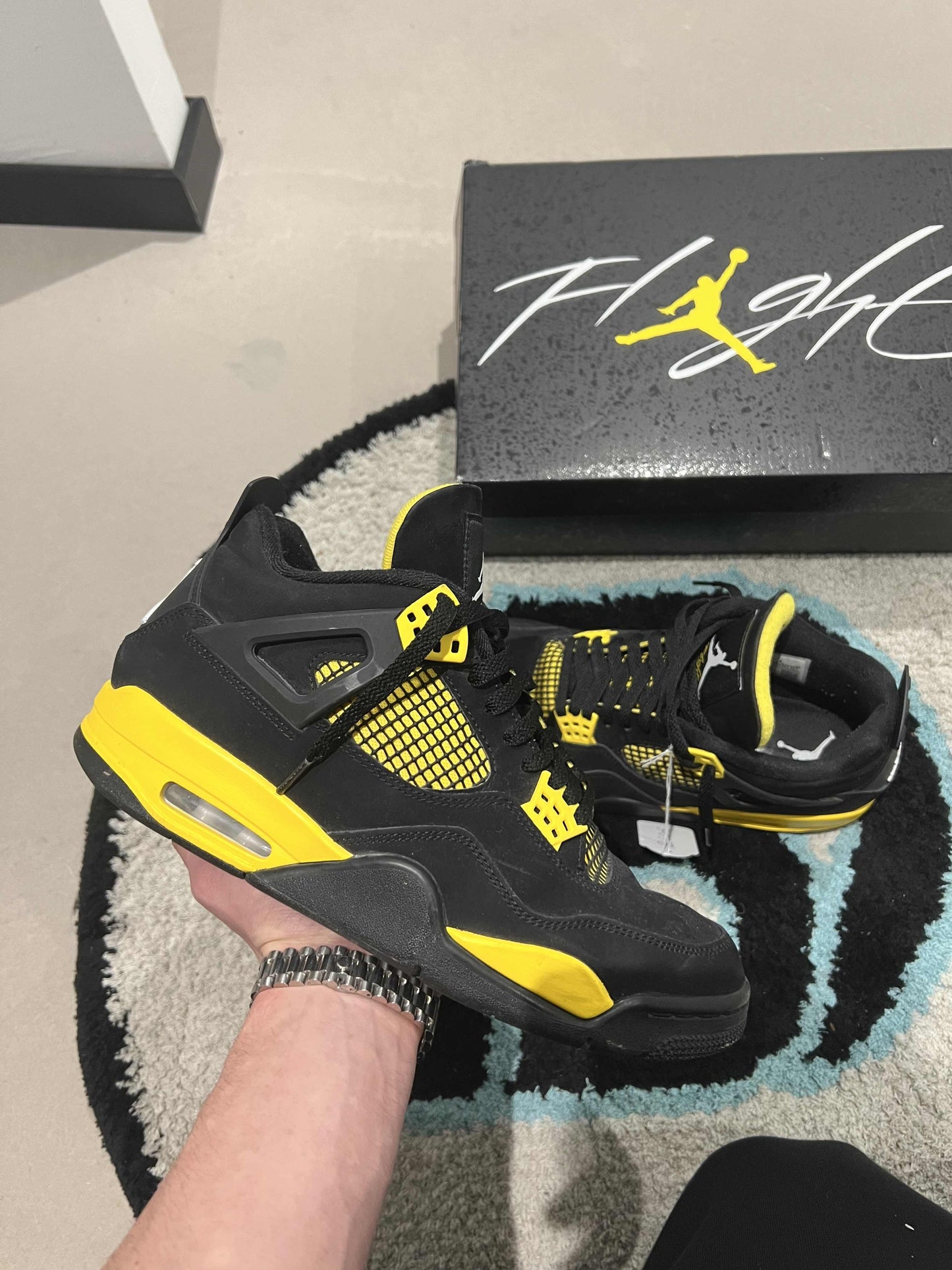 Jordan IV Yellow Thunder 44,5