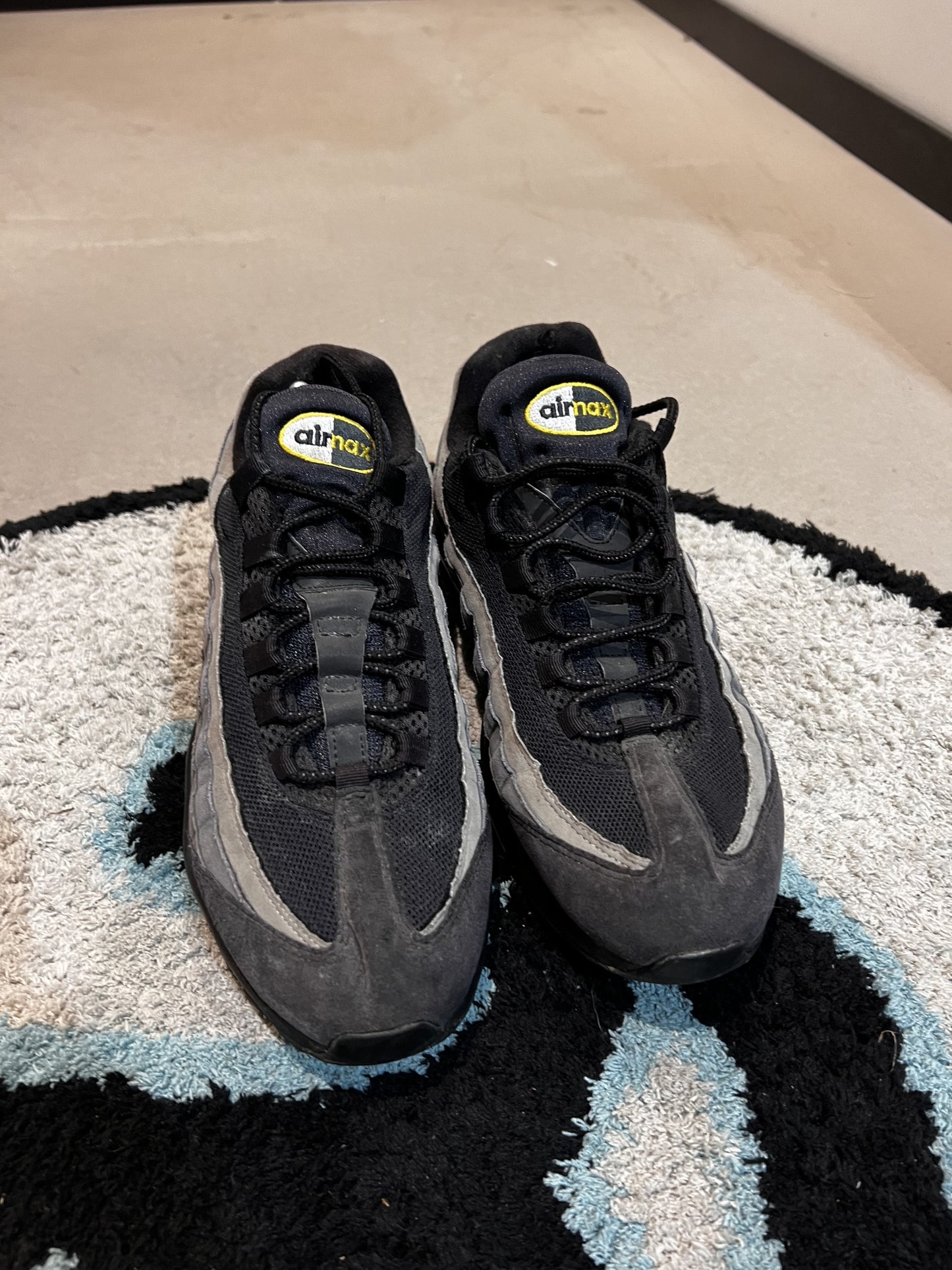 Nike Air Max 95 Batman 44