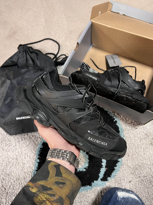 Balenciaga Track Black 42