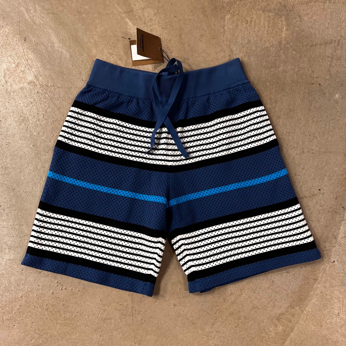 Short Burberry