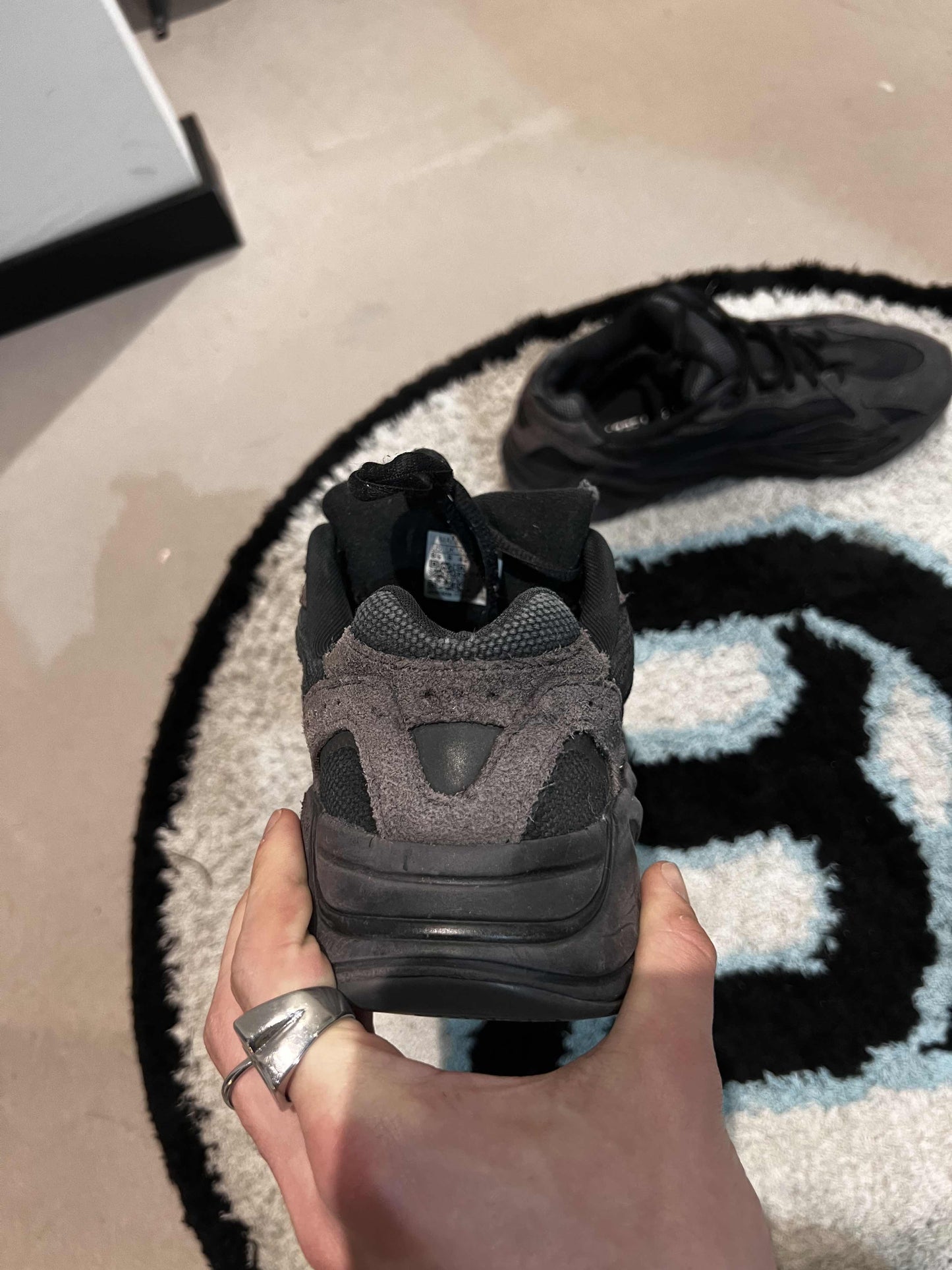 Yeezy 700v3 Venta 42