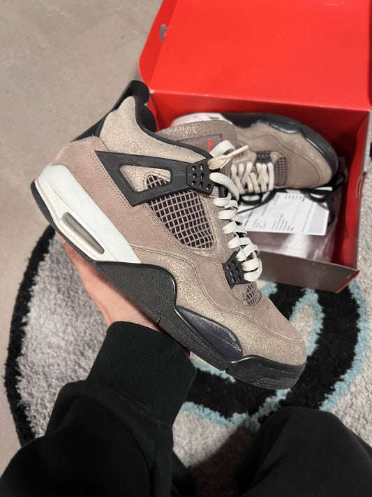 Jordan IV Taupe Haze 43