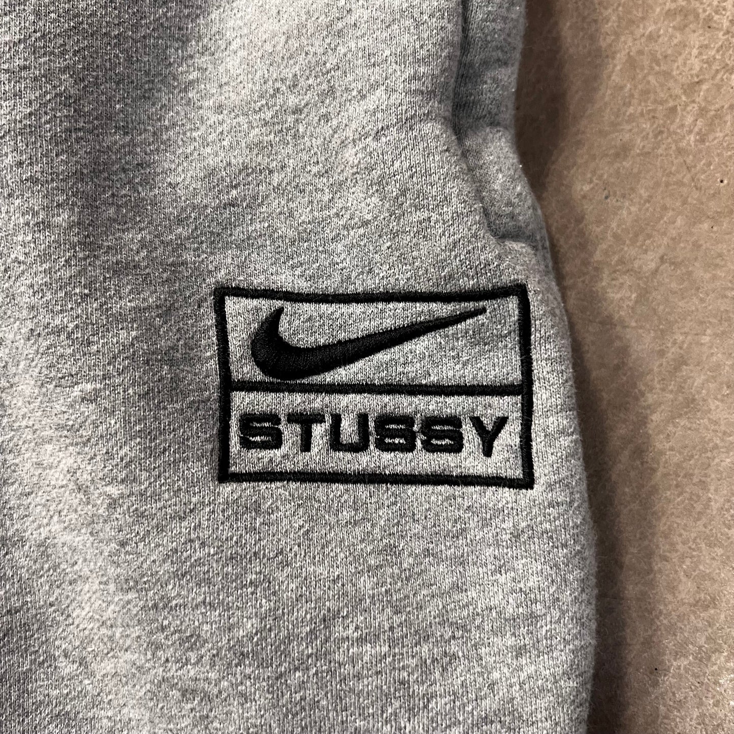 Jogging Nike Stussy Gris S