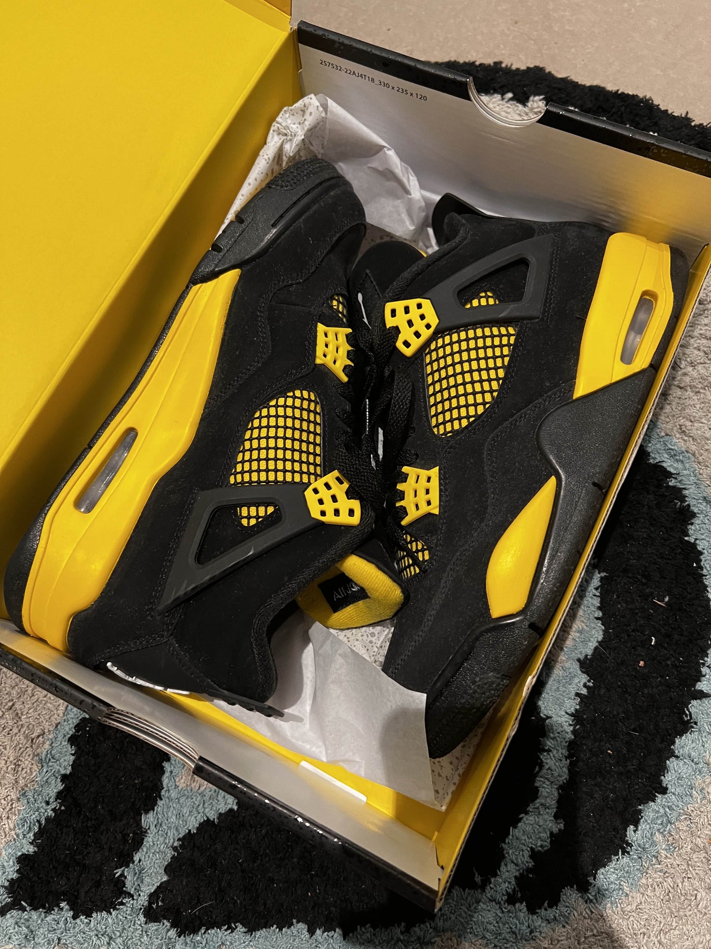 Jordan IV Yellow Thunder 42,5