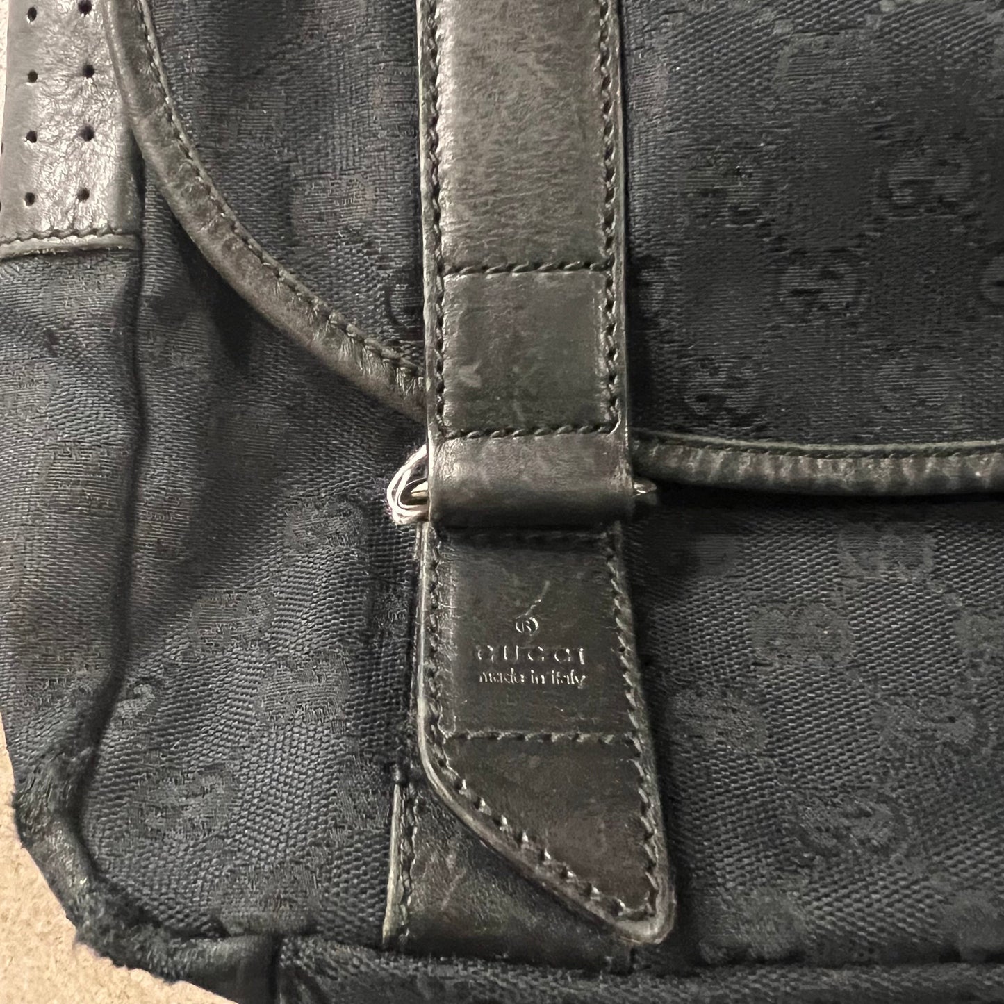 Gucci Messenger Bag Small Size Black