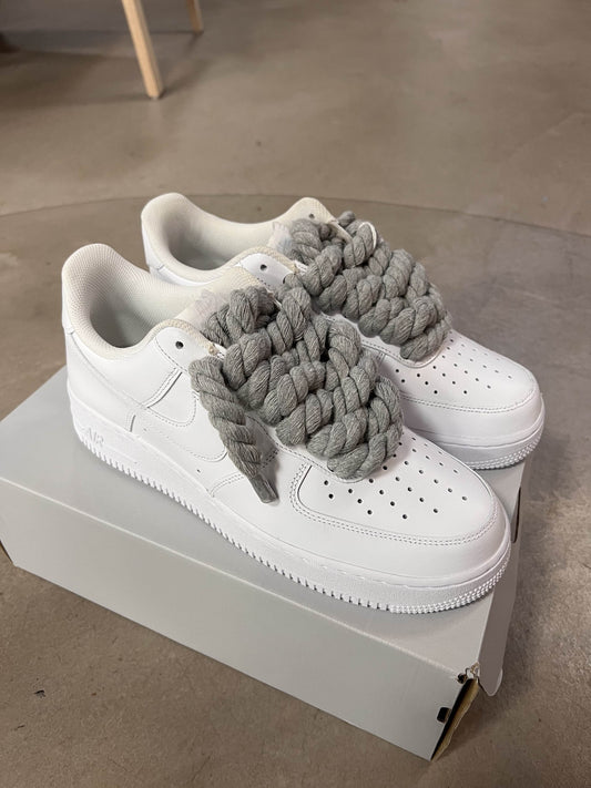 Air Force 1 Triple White Lacet Corde Grey