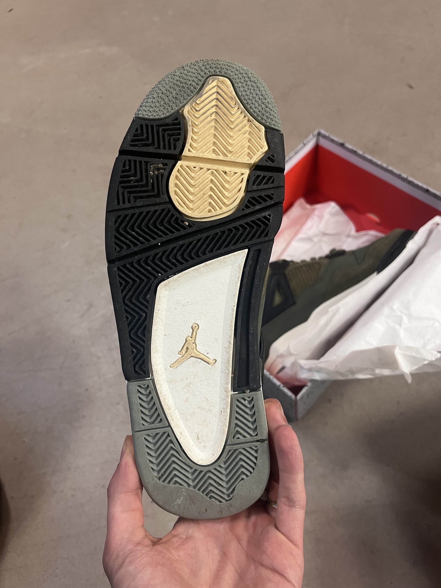 Jordan IV Craft Olive 41