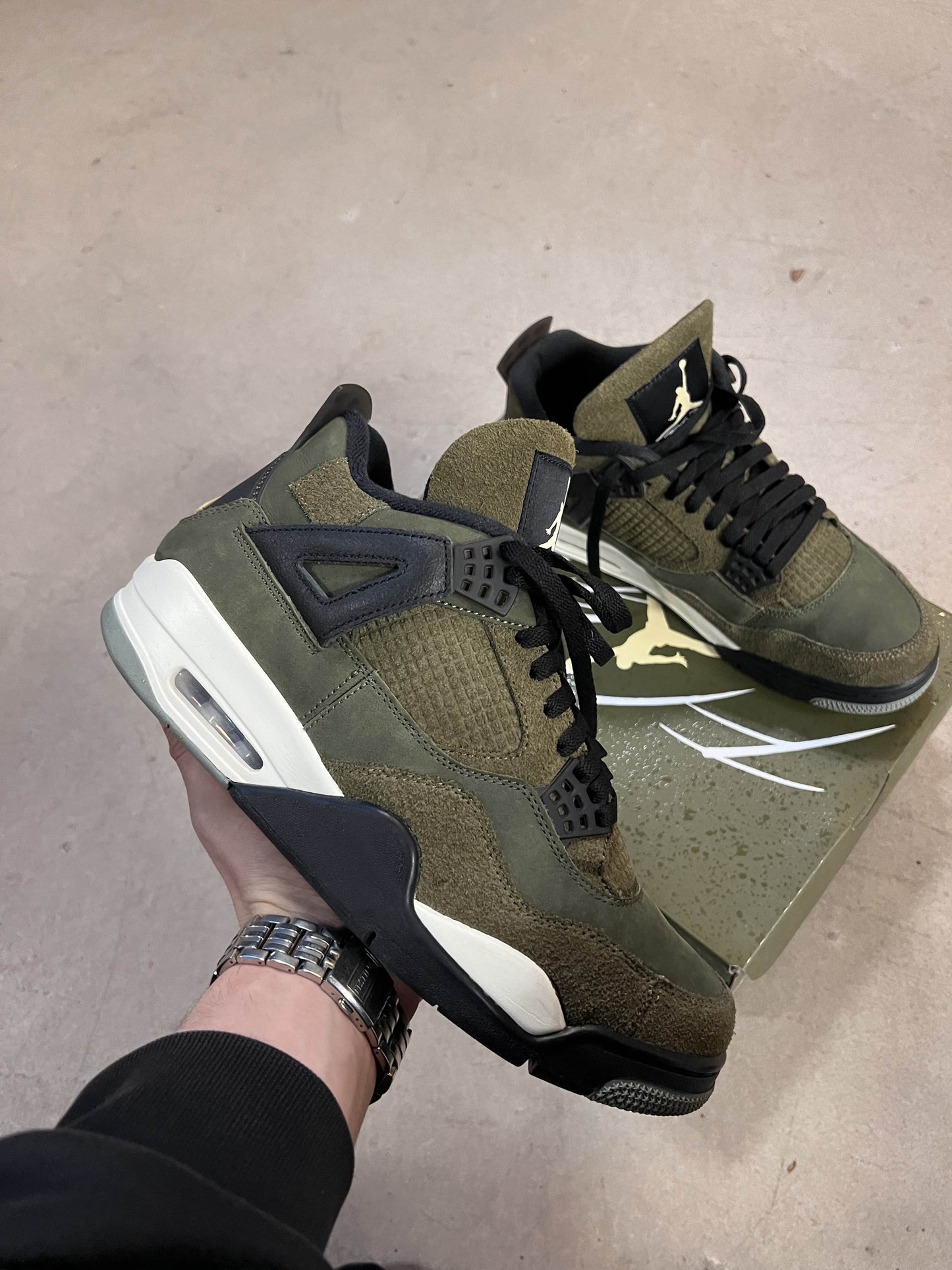 Jordan IV Craft Olive 44