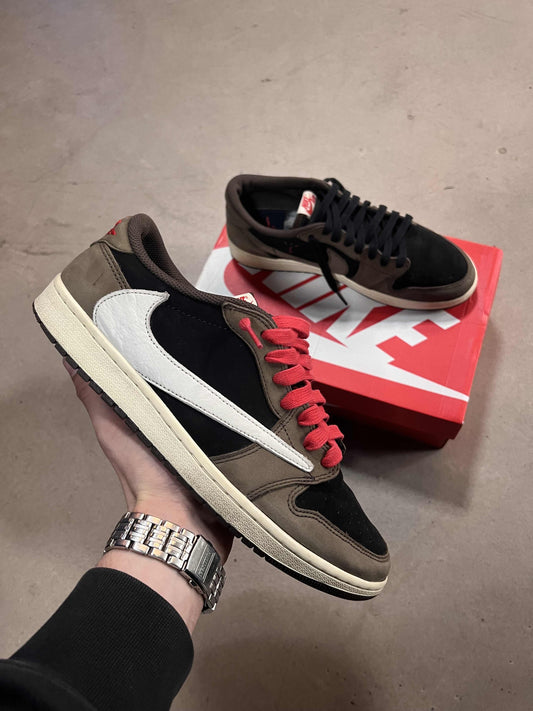 Jordan 1 Low Travis Mocha 45