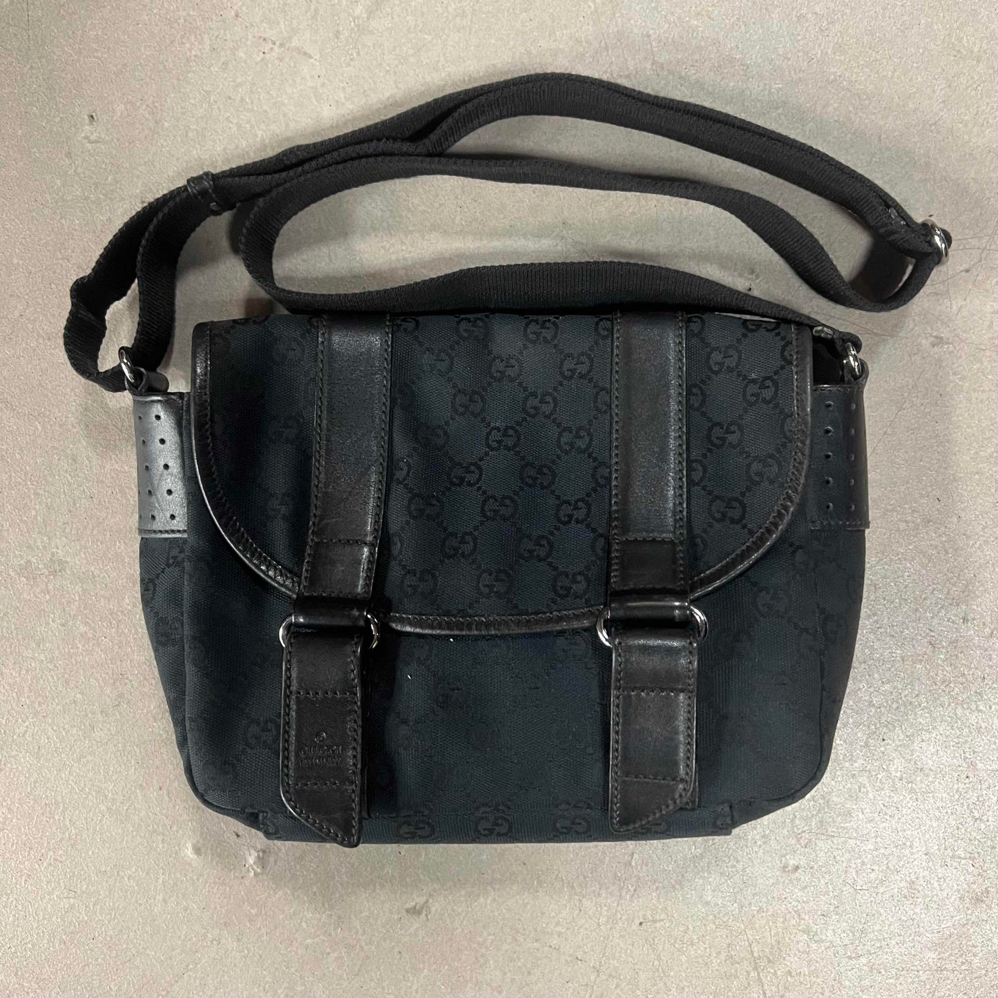 Gucci Messenger Bag Small Size Black