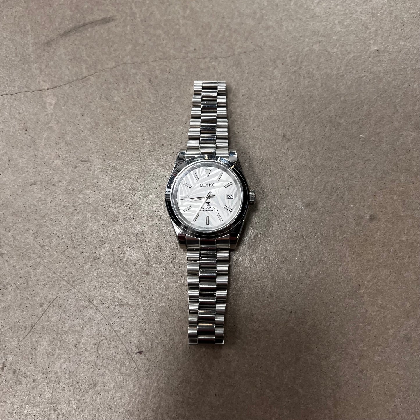 Seiko Mod Arabic Dial Palm