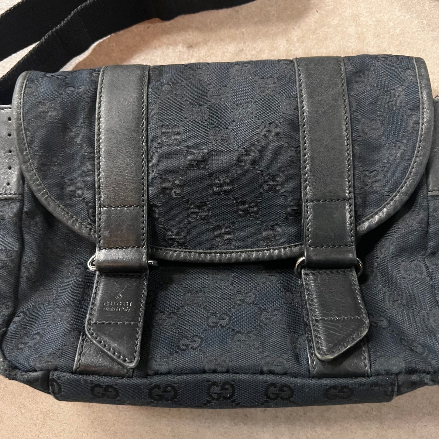 Gucci Messenger Bag Small Size Black