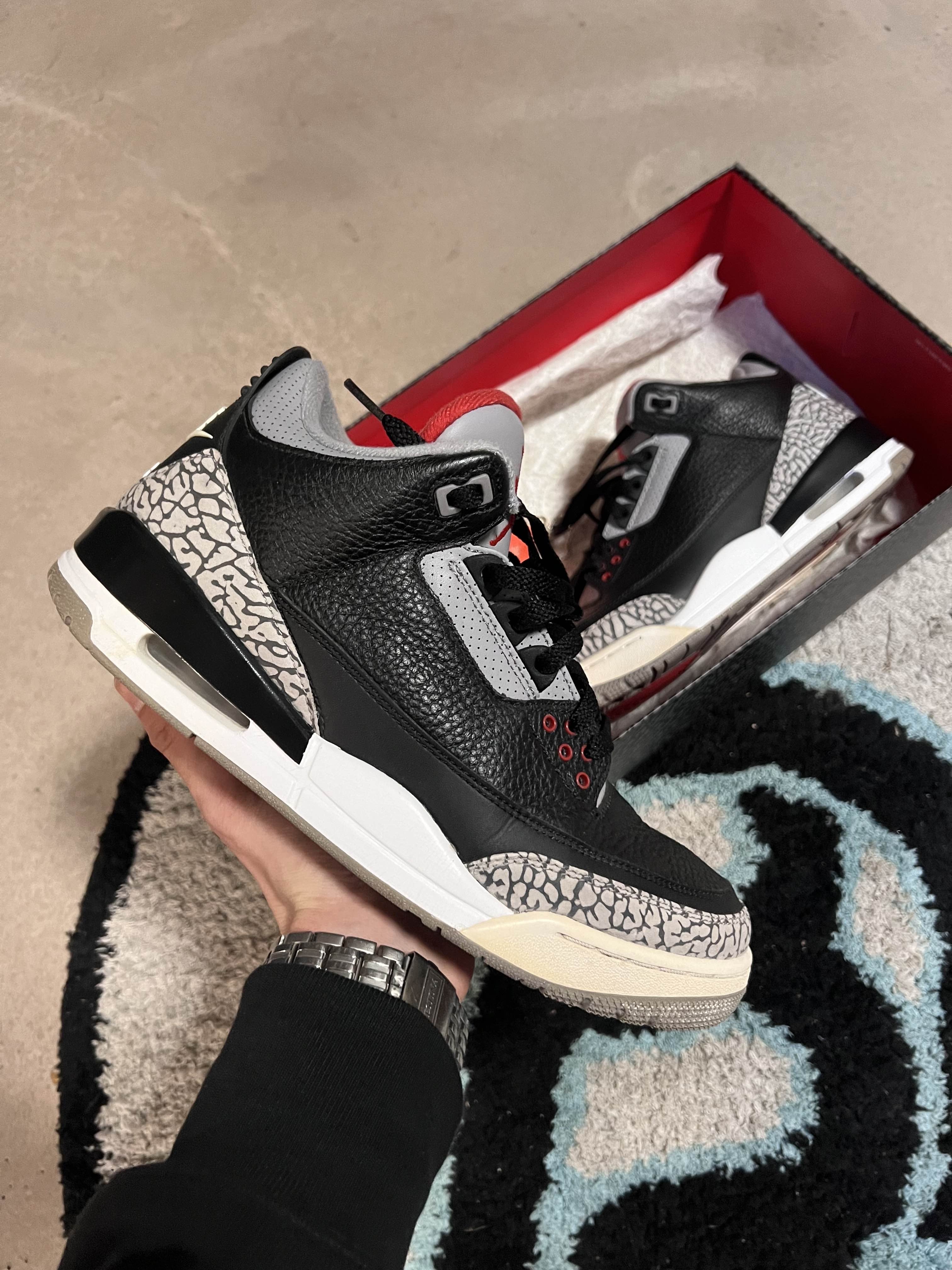 All black jordan 3 online