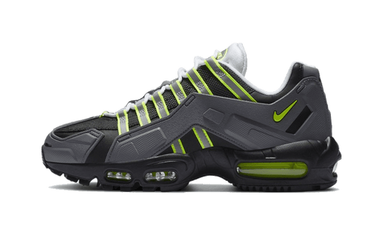 air-max-95-ndstrkt-neon-5199ee