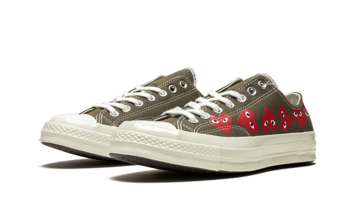 chuck-taylor-all-star-70s-ox-comme-des-garons-play-multi-heart-green-5199ee