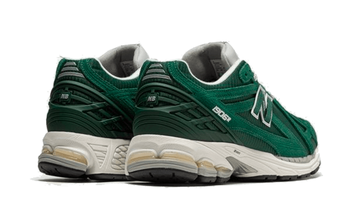 1906r-green-suede-metallic-silver-5199ee