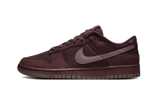 dunk-low-premium-burgundy-crush-5199ee