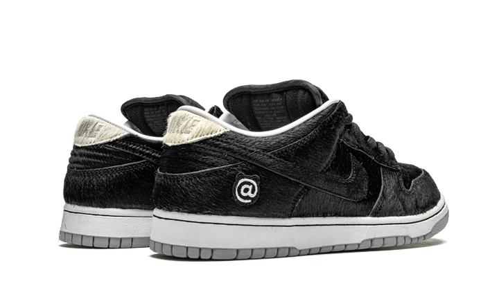 sb-dunk-low-berbrick-medicom-toy-5199ee