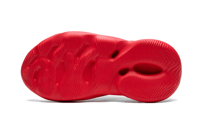 yeezy-foam-rnnr-vermillion-5199ee